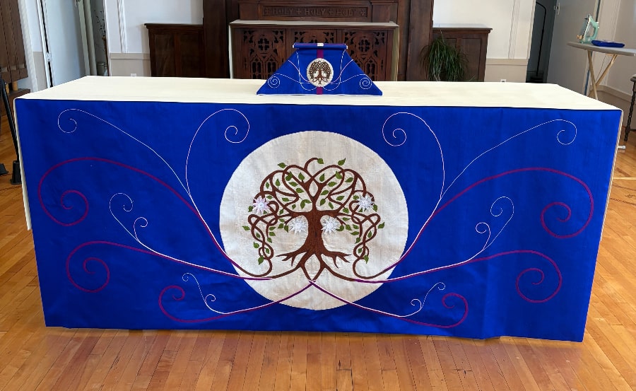 Advent Frontal - Church of the Holy Spirit, Sutton, MA (2025)